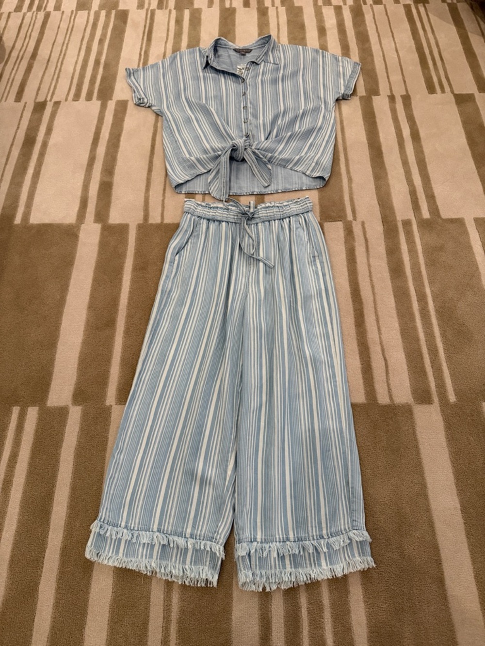 Sharagano Striped Matching Set Blue White Crop Top + Wide Leg Pants Size M Beach